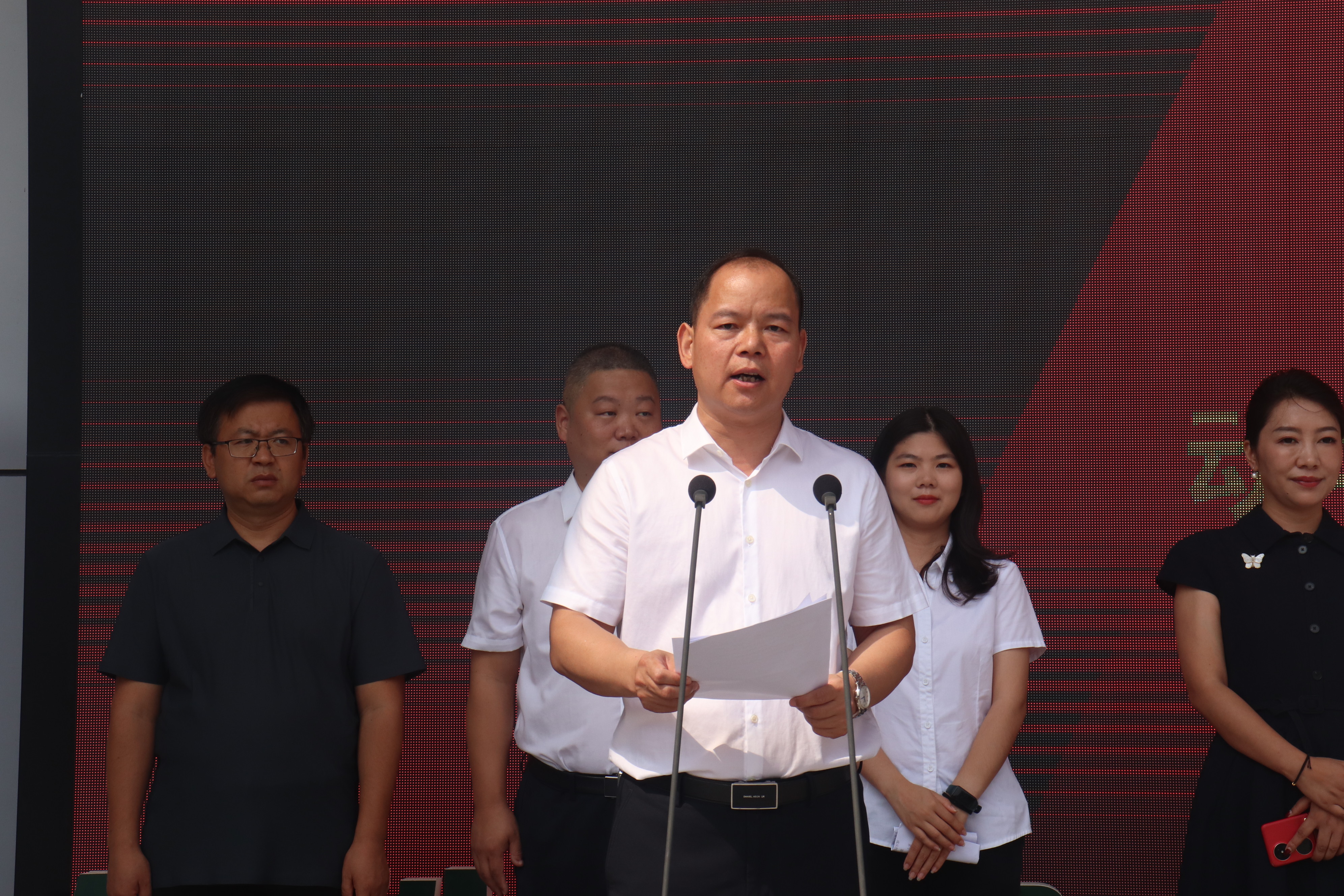 澳门六合彩高手
党委书记曹军会主持捐赠仪式.JPG