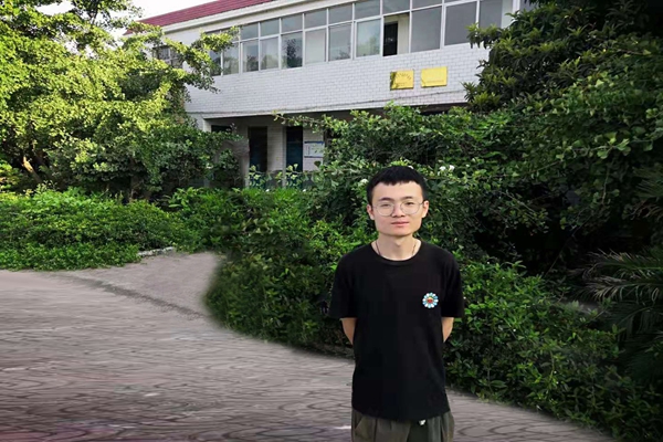 7e6199dfcce84ce08688c1cb78ebaada.jpg 田学凯.jpg