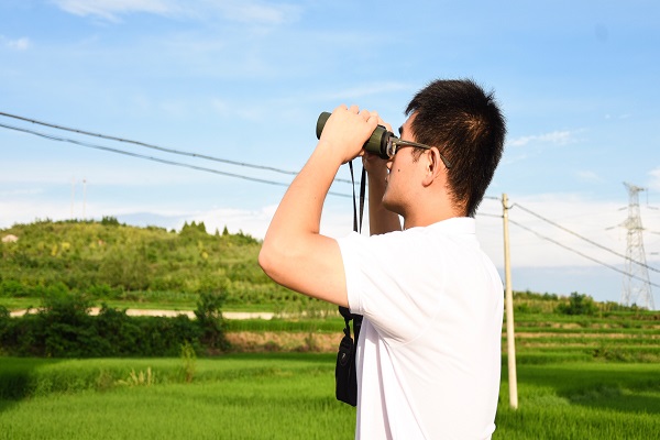 80c7a25ab1744913a22cb9d3823deb5a.jpg 图片三 队员李智观察归巢.JPG