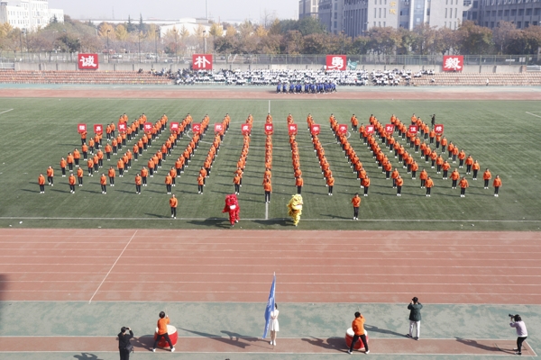 7064a68fd4ac41558b47d60e0934b07d.jpg _MG_7646_爱奇艺.jpg