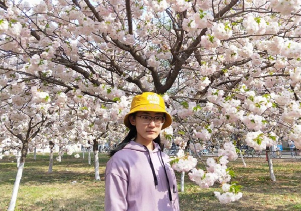 071be0c6bbf54ac0bc94b3caa1fcc6b7.jpg 曹渊婷生活照.jpg