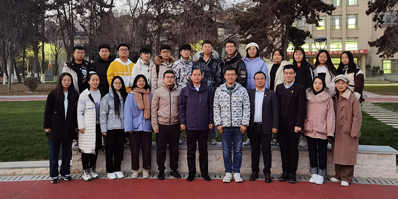 255157ba6f3e43f797a2af5a22286bbd.png 合影.png