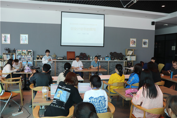 66917e60bac7431c9e6172b7a2d11c9a.jpg IMG_7754.jpg