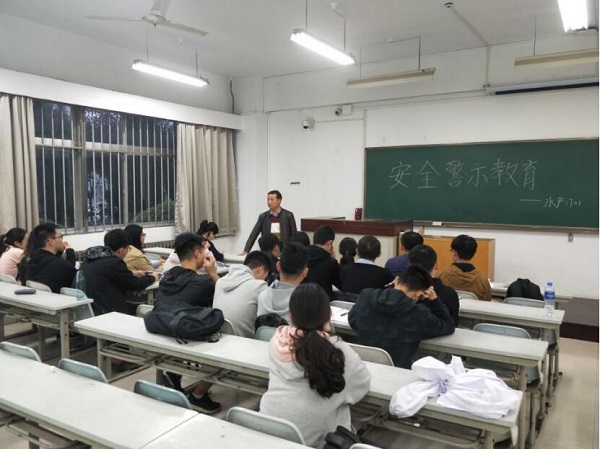 b645fc6536b944f785234464ce0ffbed.jpg 1.jpg