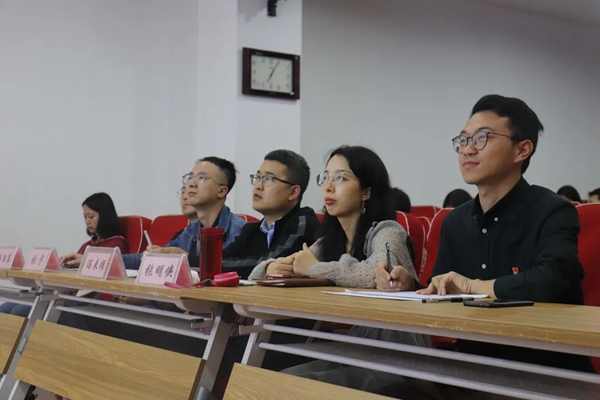 42f49bb3797143cbad32d8ee457addfe.jpg 1.jpg