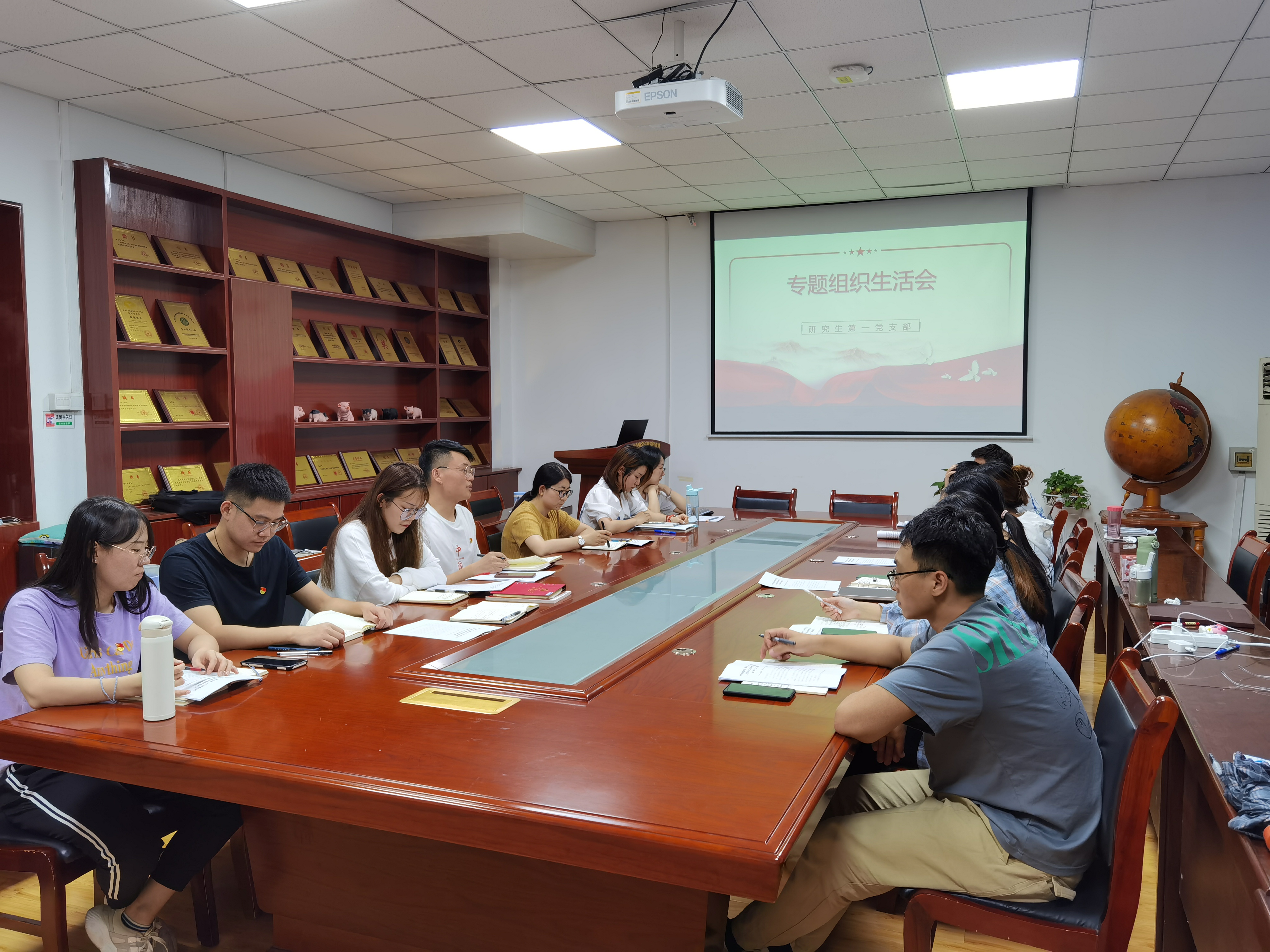 b776b19cdbf8430b9a9324b42e9b4c31.jpg b776b19cdbf8430b9a9324b42e9b4c31.jpg