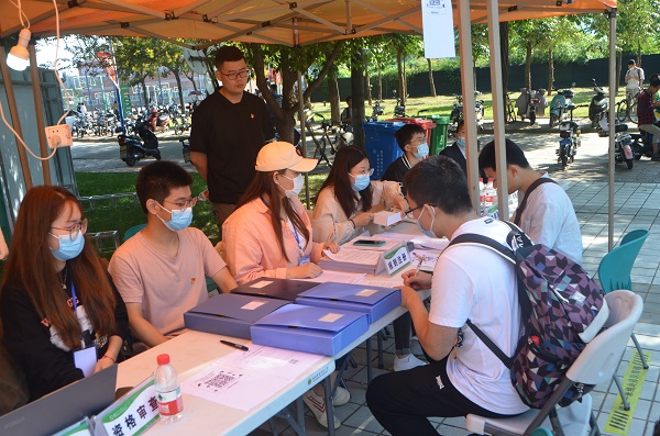 1418d86cb9b44c349ee5f4a1deebb454.jpg 2.jpg