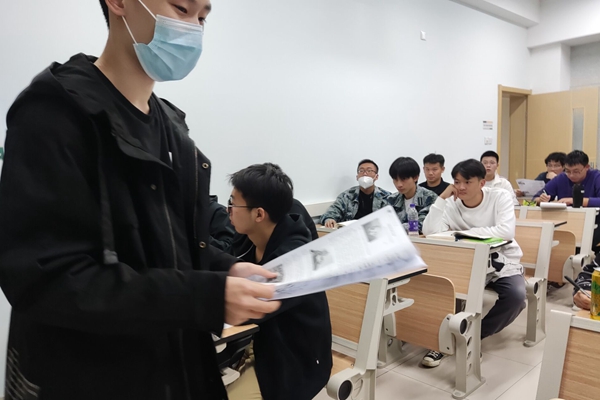 0395a54b1d614e66b4bf455a9bcd7b8b.jpg 月刊发放.jpg