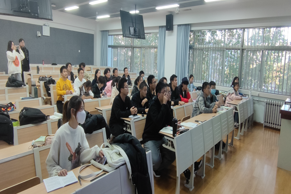 dde6f651ee984f129947b54d44ec7ab6.bmp 智牧2101班政治理论学习.bmp