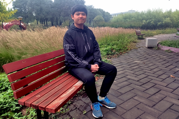 f1a1c74d94514cee9b05c902161e865c.jpg 孙中郴.jpg