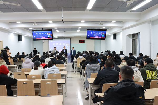 e28e4e47cf29476e9af344d0c10ee8a0.jpg 慰问会现场.jpg