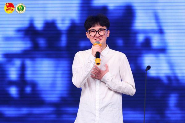 1f53c1366b514f88b9a7e87522b386f3.jpg mid251566080.jpg