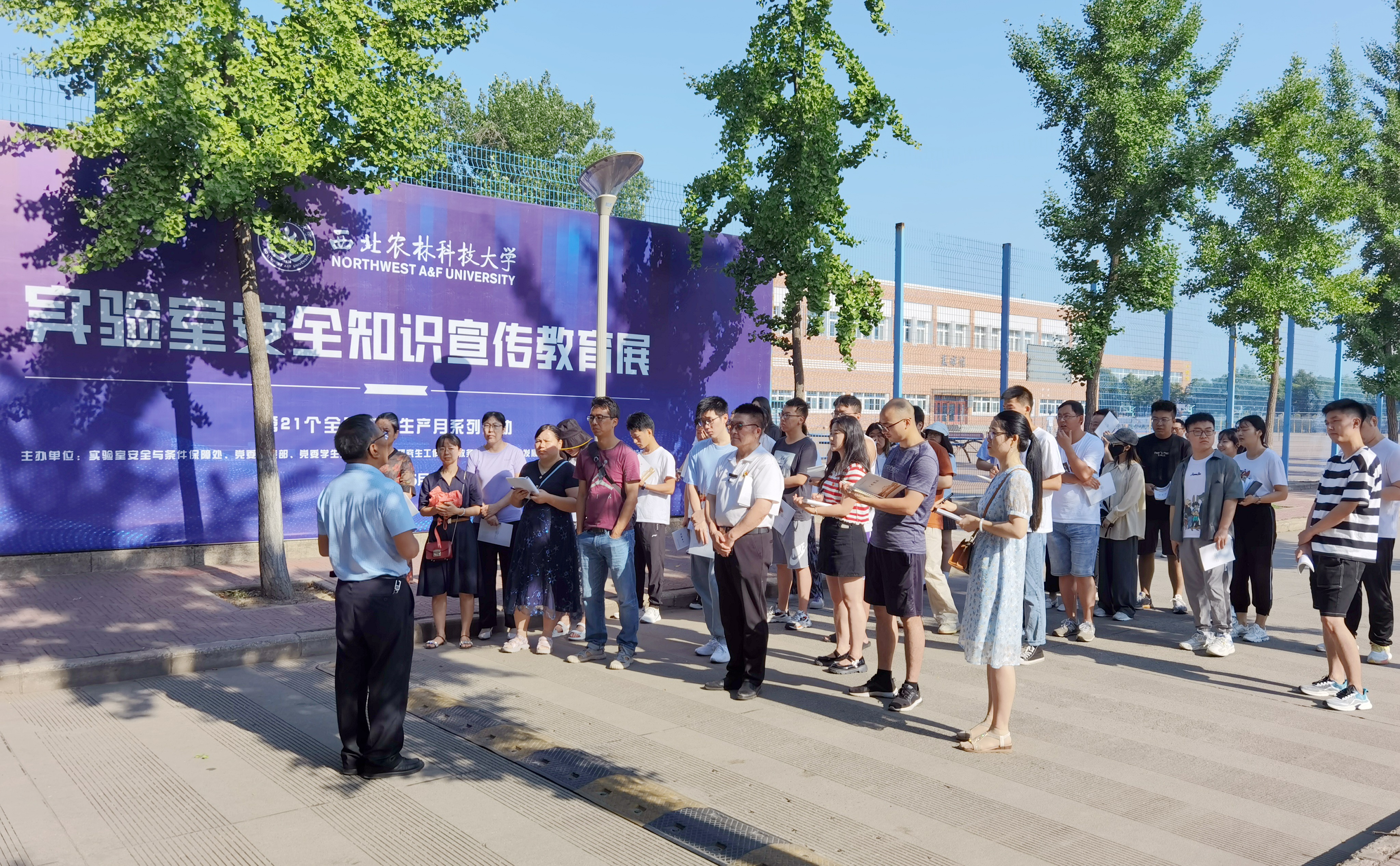 172ac7fe1068403980a8e685650e67b5.jpg 172ac7fe1068403980a8e685650e67b5.jpg