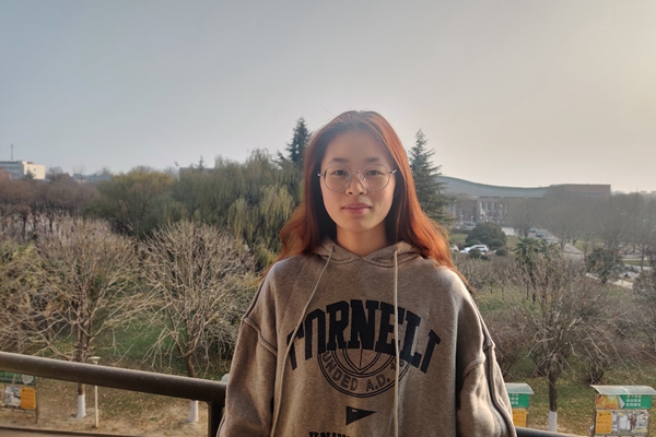 7370ea42369146768adae3700ab50a4c.jpg 徐静雅_副本.jpg