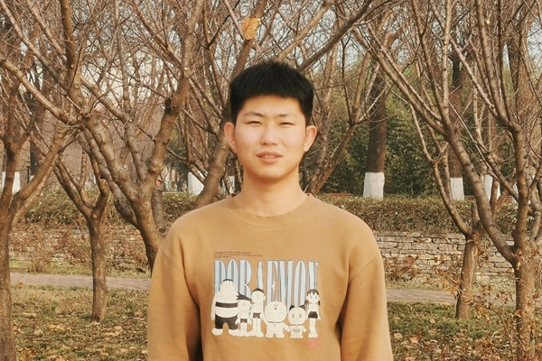 852bddf5a0b8469898a9b02e2748aa65.jpg 孙彦鹏_副本.jpg