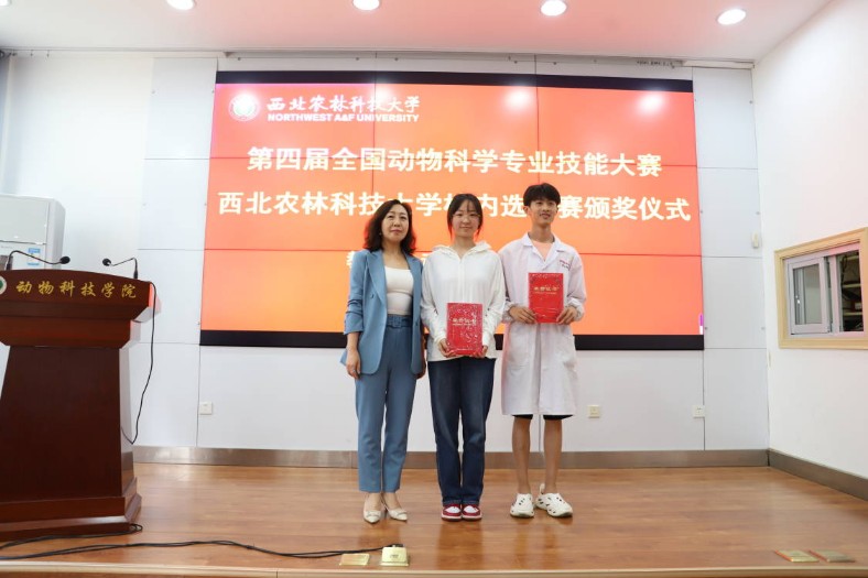 cdf539b6a6704f7a9009b75ac636f27a.jpg 11.jpg