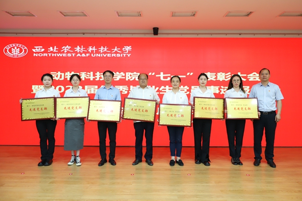 01a3cca773614252937e980f8cb22f05.jpg b00fd95f74cf4f399abe239e3a5d3d66.jpg