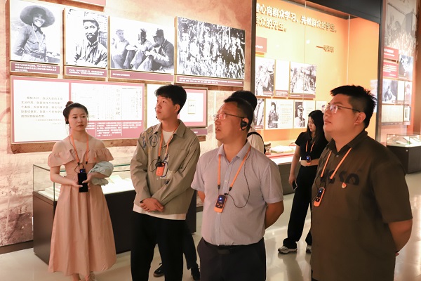 9174eabf39f448c3bd5e08db33c8cf1f.jpg IMG_9987.JPG